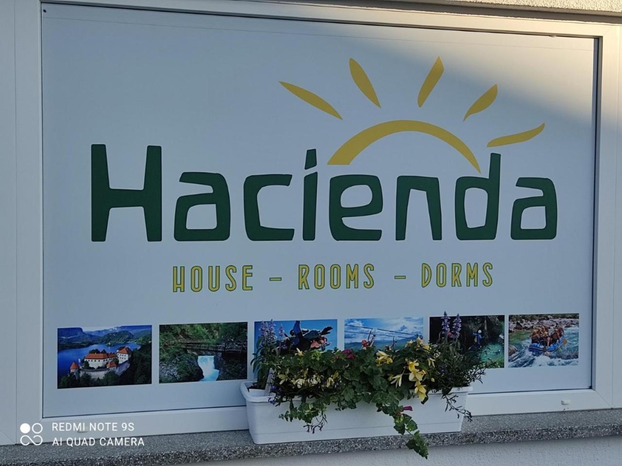 Hacienda Bled Rooms מראה חיצוני תמונה